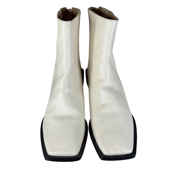 NEW Schutz Guilly Eggshell Square Toe Low Heel Ankle Boots Size 8B White - Picture 5 of 9